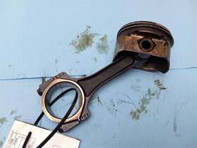 304.gm8j03 2003 Chevrolet Suburbn15 Engine Piston