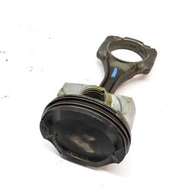 11257843906 Bmw 13 6 7 M5 M6 F01 F06 F10 4.4l N63t Right Engine Piston And Connecting Rod