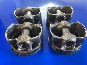 82177 Bmw 2 17 18 19 20 21 230i 330i 2.0l N48 - 4 Piston Set / Wrist Pin Oem