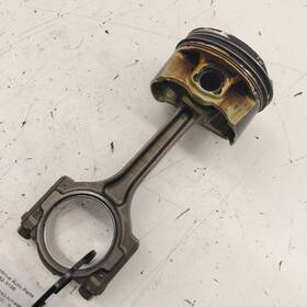 Chevrolet 304.gm1a18 Chevy Volt Single Piston With Connecting Rod 1.5 2019 2018 2017 2016