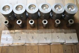 3907163 Cummins Rare 1989-1991 Non-ic Std Genuine Wide Bowl Pistons Pins And Clips 7163