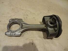 260684 Ferrari 458 Italia Spider - Lh Cylinder Bank Piston And Con Rod-p/n