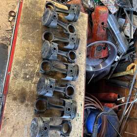3911076 General Motors 350 Ci Pistons And Rods Standard 4 Inch Pistons. Used