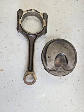 12609599 Gm 3.6l V-6 Connecting Rod - Used