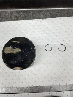 Zg59p9 Gm Oem 6.2 Piston Ls3 Used Includes Tapered Wall Pin And Wire Locks Corvette