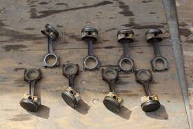 304.ja1v99 Jaguar 1999 2000 2001 Xk8 Piston Rod Arms 8 Pieces 70k Miles