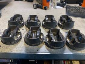 Mahle 19303523 Ls3 Pistons And Pins 4.125 Inch Bore Size 11.8 Cr .927 Pre-owned. Great Shape