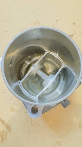 Mahle 99310391570 1994-1998 Porsche 911 993 Cylinder With Piston