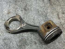 11-256 Mercedes-benz Ml350 W166 Bluetec 12-14 Oem 3.0l V6 Diesel Engine Right Rh Piston 98k