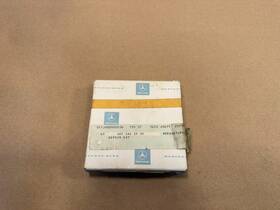A0004280135 Mercedes-benz M115 Piston Ring Set