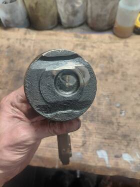 Oem 12674548 Gm Engine Piston 1.5l Malibu Equinox Terrain Used