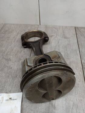 304.gm2k86 Pontiac Firebird 1986 Piston 76394
