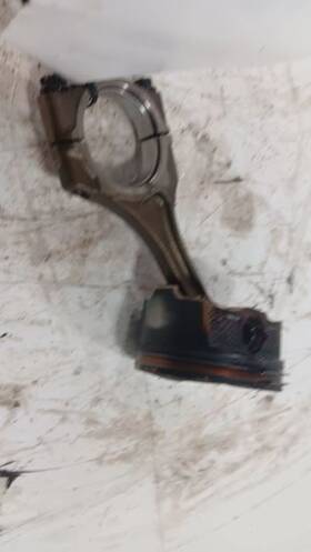 304.su1t18 Subaru Forester One Single Piston 2017 2018