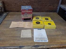 419029 The Perfect Circle 419026 Vintage Nos Engine Piston Rings 1941-1948 Oldsmobile Original Box