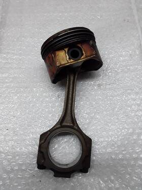 304.to1900 Toyota Piston With Connecting Rod 4.7l V8 2000 Tundra Z-84p