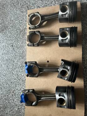 Volkswagen 038107065he Pd130 Bhw Pistons 4