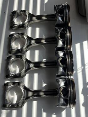 Ea888 Volkswagen 06kbf Gen 3 Pistons And Connecting Rods Like New Gti A3 9.6