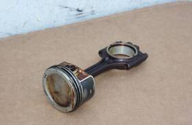 274132 Volvo Oem Engine Piston And Connecting Rod W Rings Bearings For