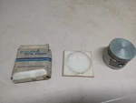 Nos Wisconsin XDB-210A Piston And Ring Set Cylinder Air Cooled. Fixed Price $50.00.