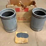 Oem Nos Detroit Diesel Set Of Pistons 5149234 5149235 5197026. Fixed Price $279.99.